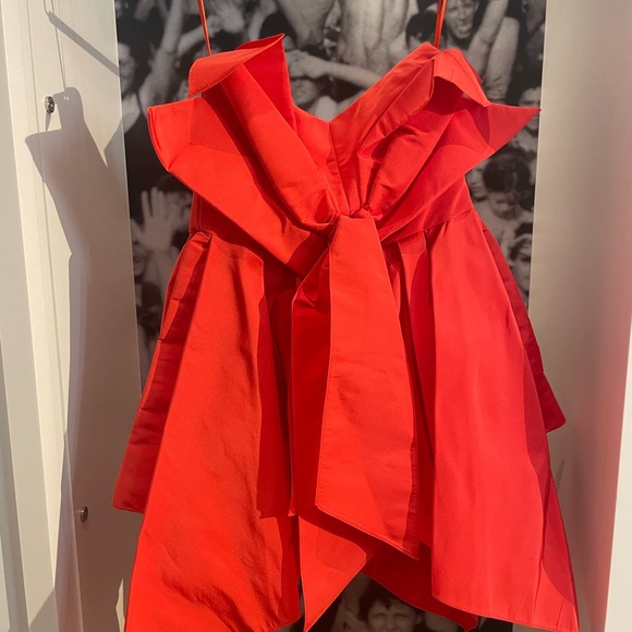 New with tags Christopher John Rogers Tie-front Strapless Origami Red Top Size 6 - Picture 3 of 8